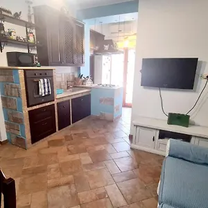 https://a-casa-di-sasy.sicilyhotelsitaly.net